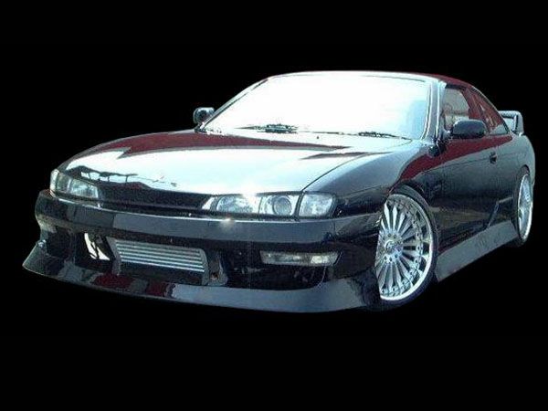 S14シルビア後期のフロントバンパー張り出しデザイン｜パーツランド