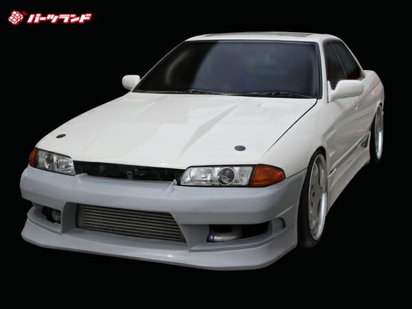 スカイラインR32 4ドア BMスポーツエアロ　ボディ スカイラインR32 4ドア BMスポーツエアロ ボディ - メルカリ